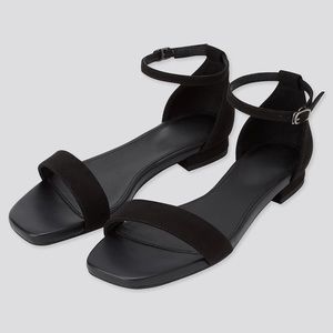 NWOT Uniqlo Black Comfort Feel Ankle Strap Sandals